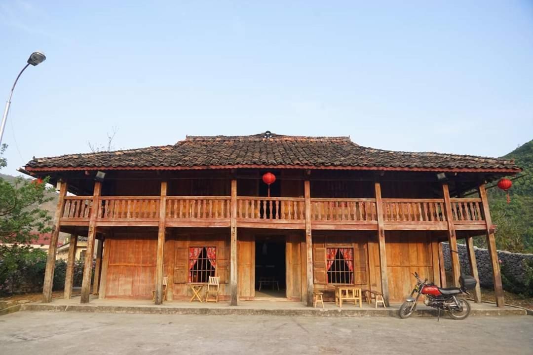 Lo Lo Homestay & Cafe Meo Vac Exterior foto