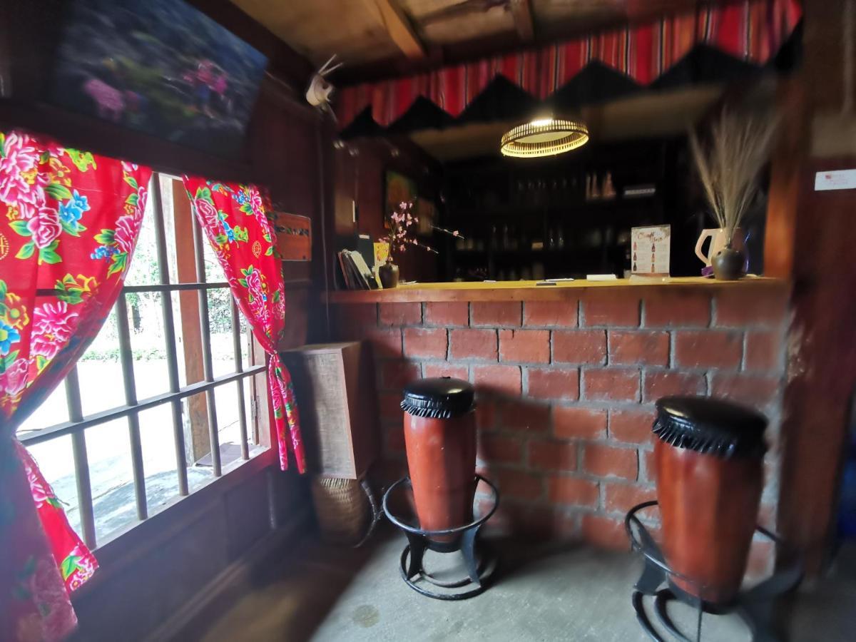 Lo Lo Homestay & Cafe Meo Vac Exterior foto