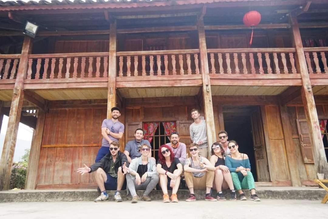 Lo Lo Homestay & Cafe Meo Vac Exterior foto