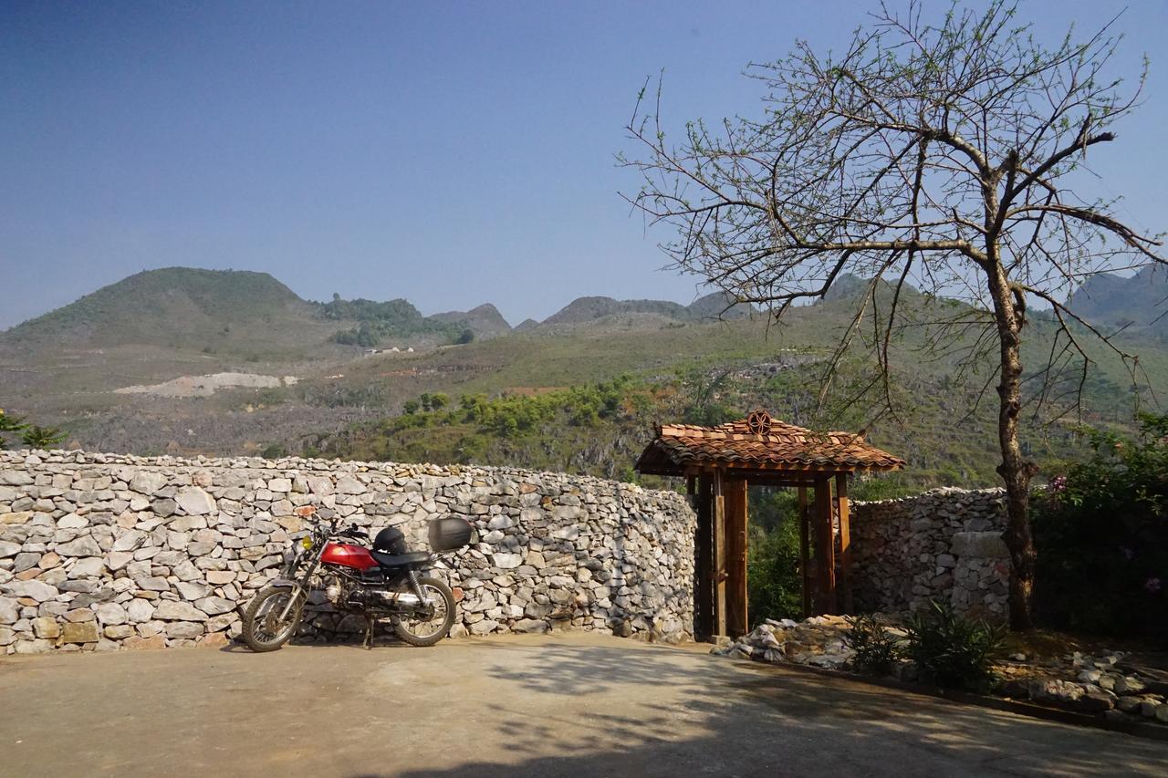 Lo Lo Homestay & Cafe Meo Vac Exterior foto