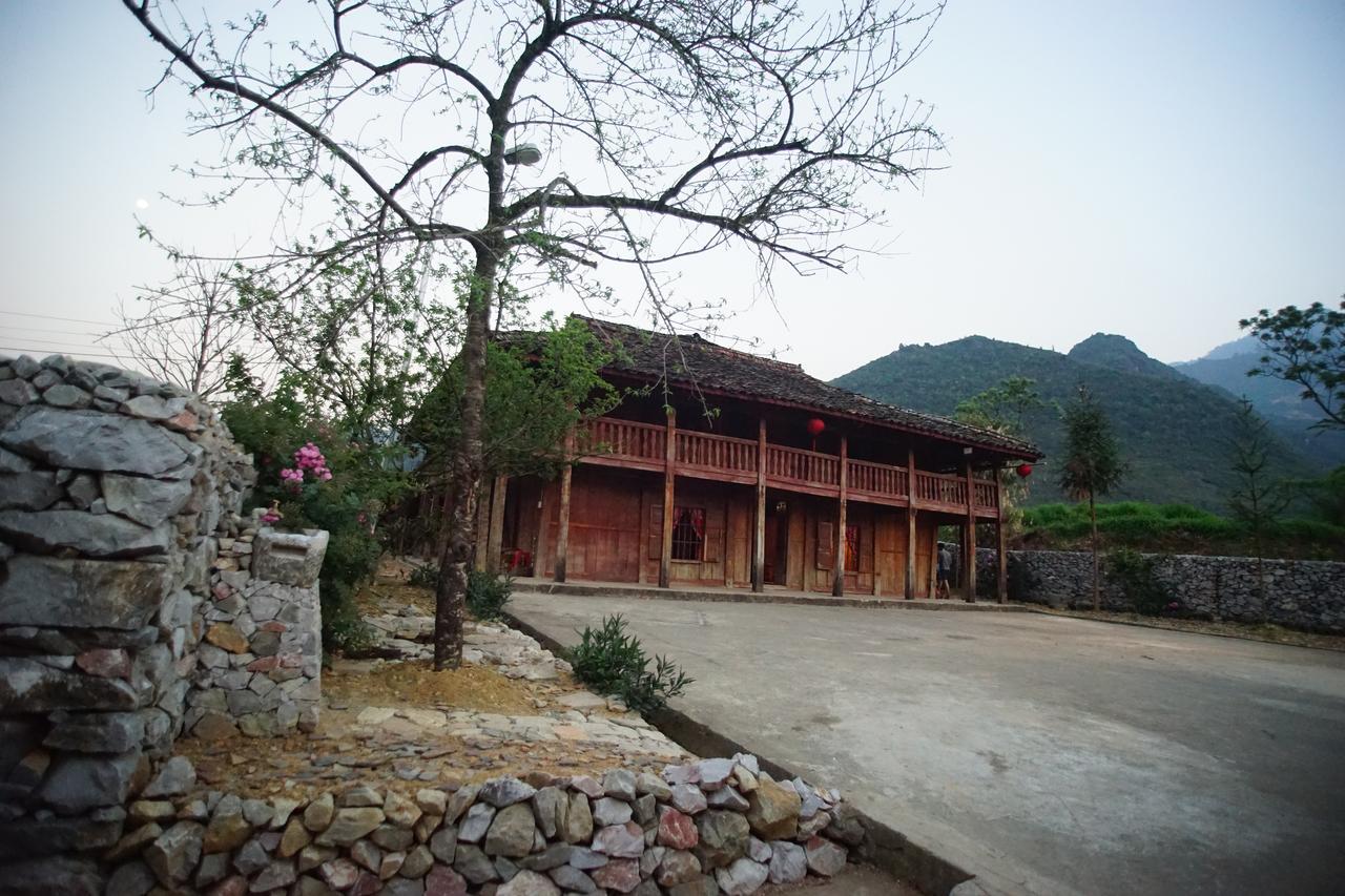 Lo Lo Homestay & Cafe Meo Vac Exterior foto